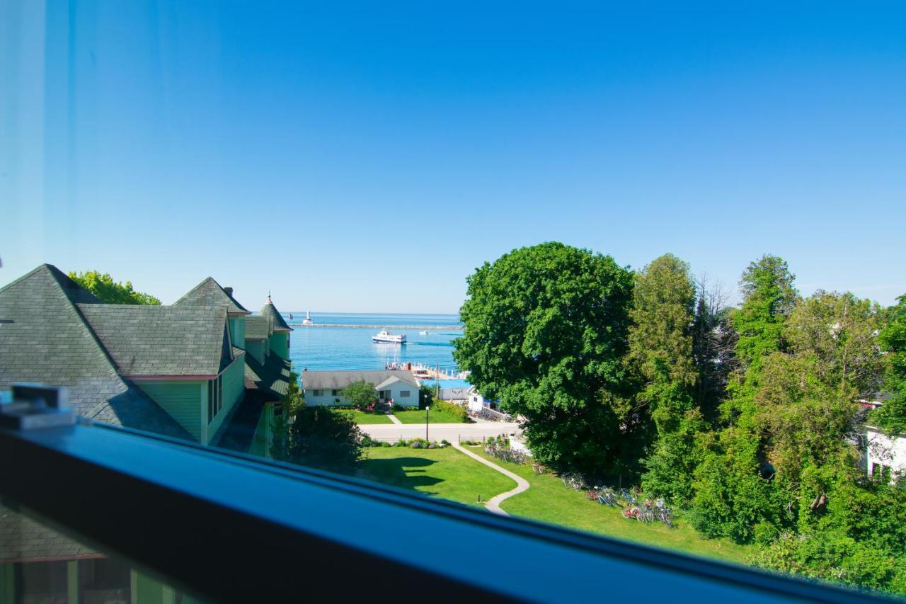 Pine Cottage Bed & Breakfast Mackinac Island Exterior foto